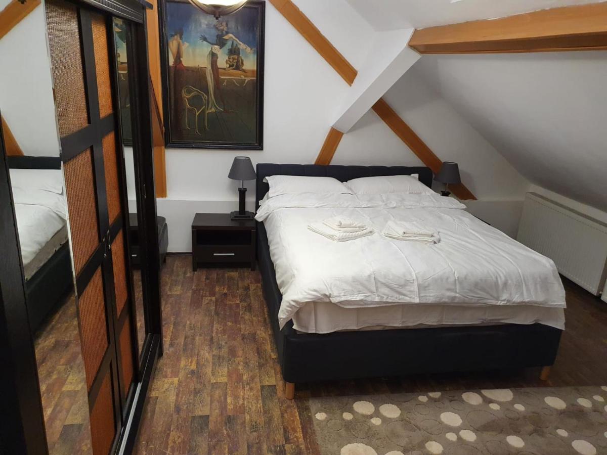 Roma Apartament *