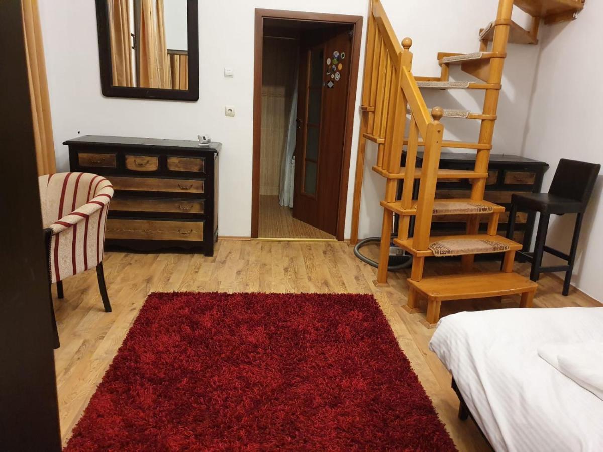 Apartament Roma *
